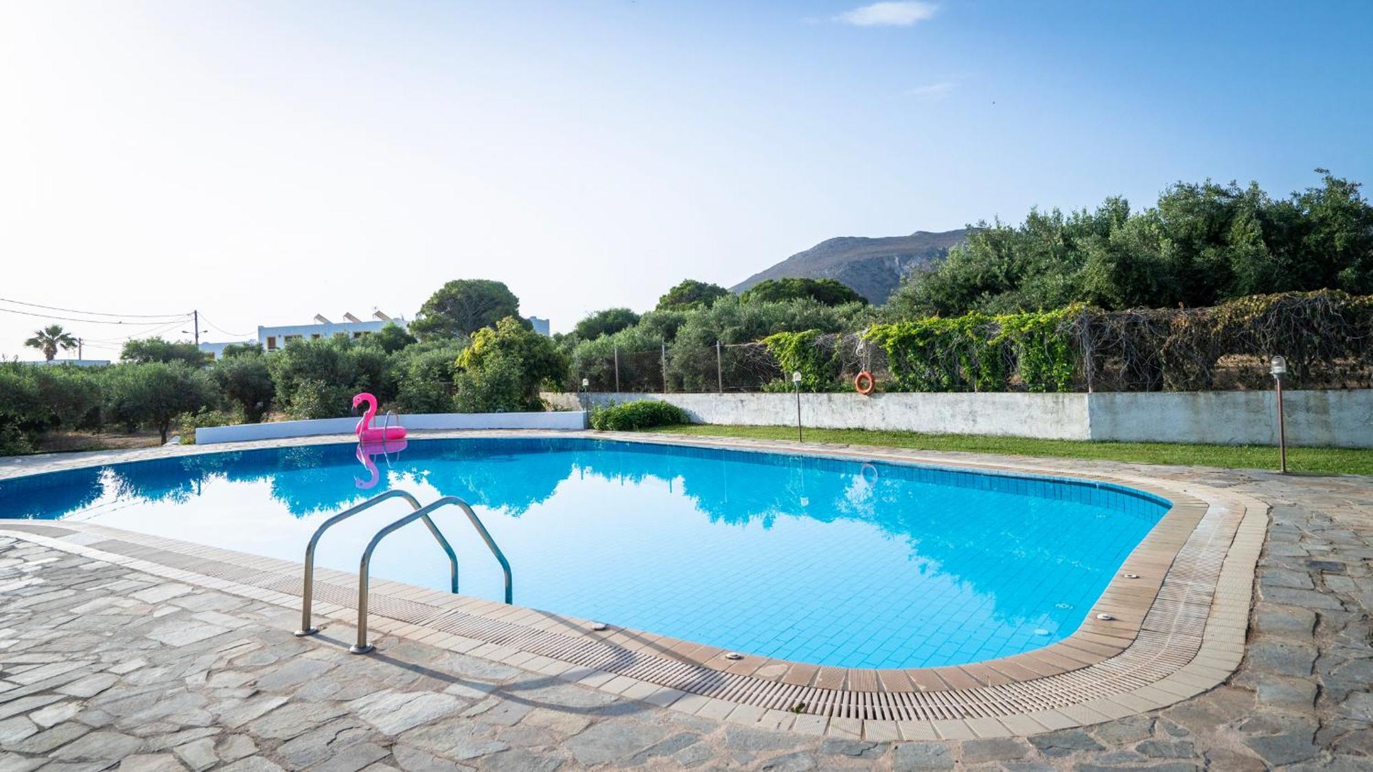 Aeolus Pool Apts Palekastro Eksteriør billede